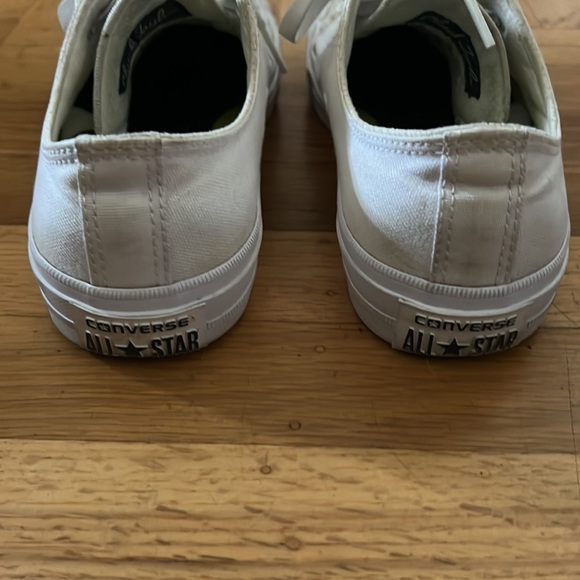 Converse Chuck Taylor II White Low Top w/ Nike Lunarlon - Picture 5 of 13